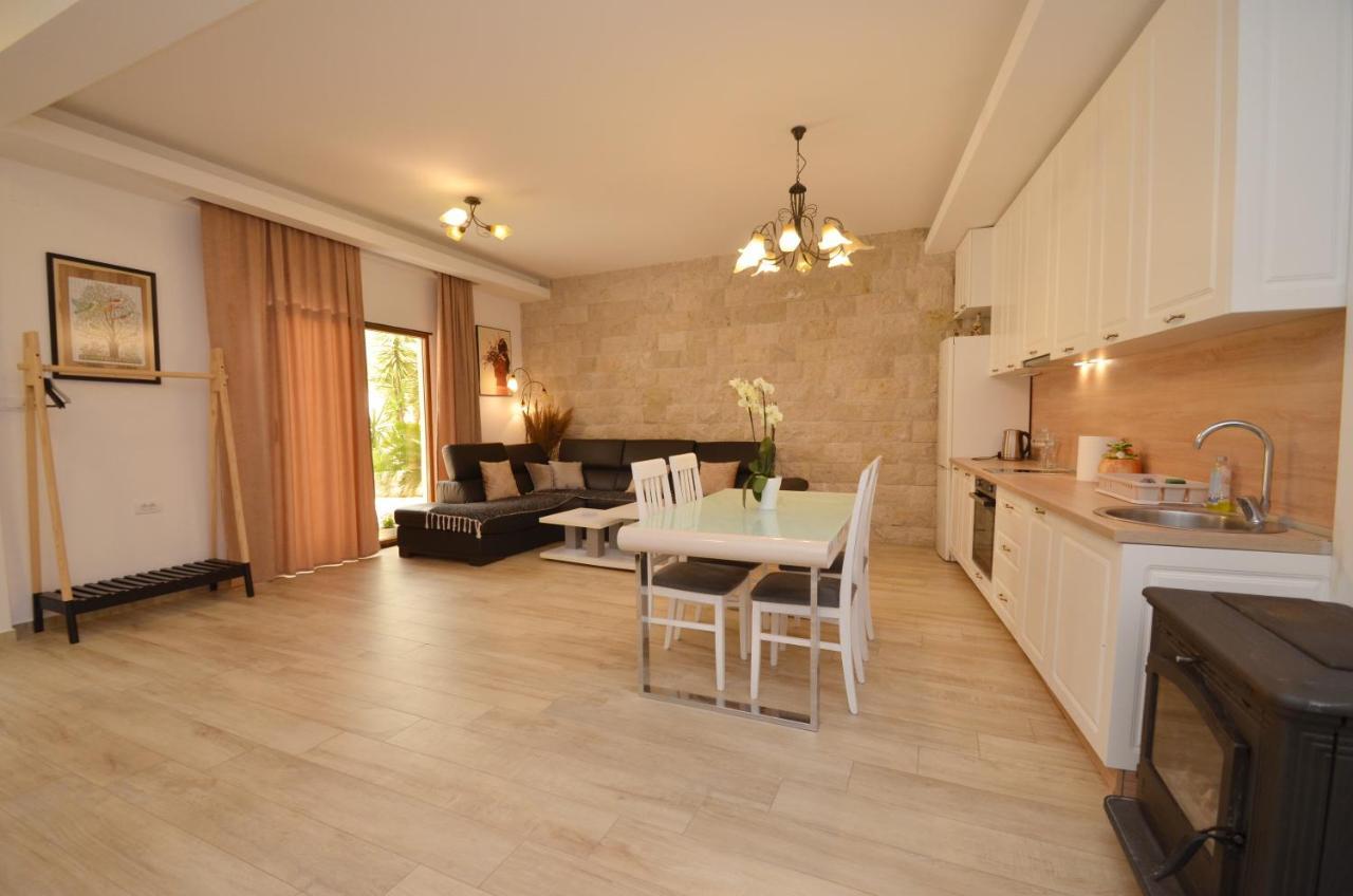Villa Ilijana Tivat Dış mekan fotoğraf